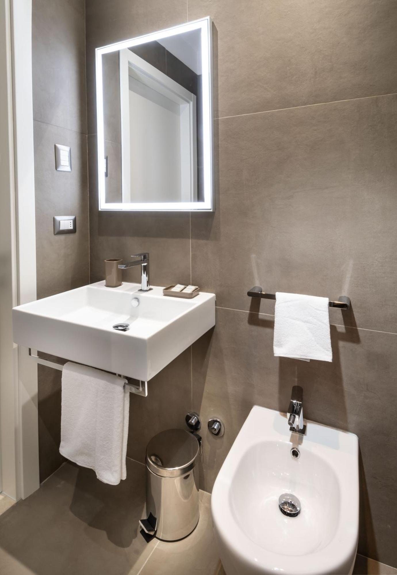 מיסאנו אדריאטיקו Hotel International Direttamente Sulla Sabbia מראה חיצוני תמונה